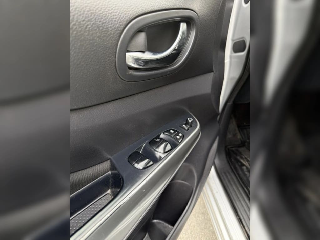 Nissan Navara Xe 2.3 Diesel año 2023