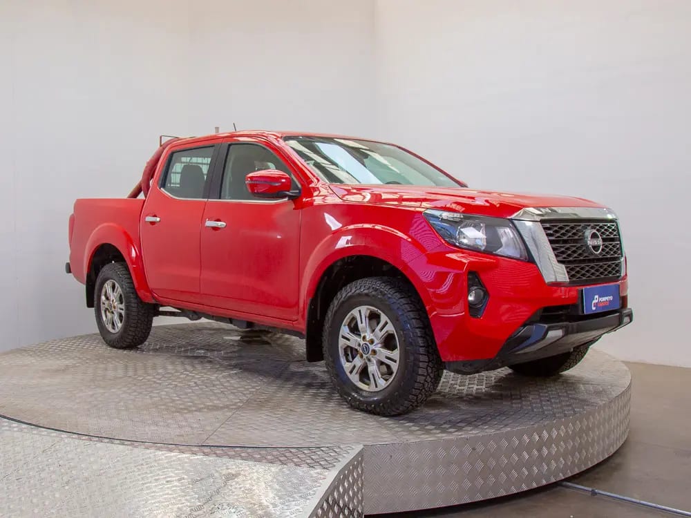 Nissan Navara Xe 4x2 2.3 Mt año 2024