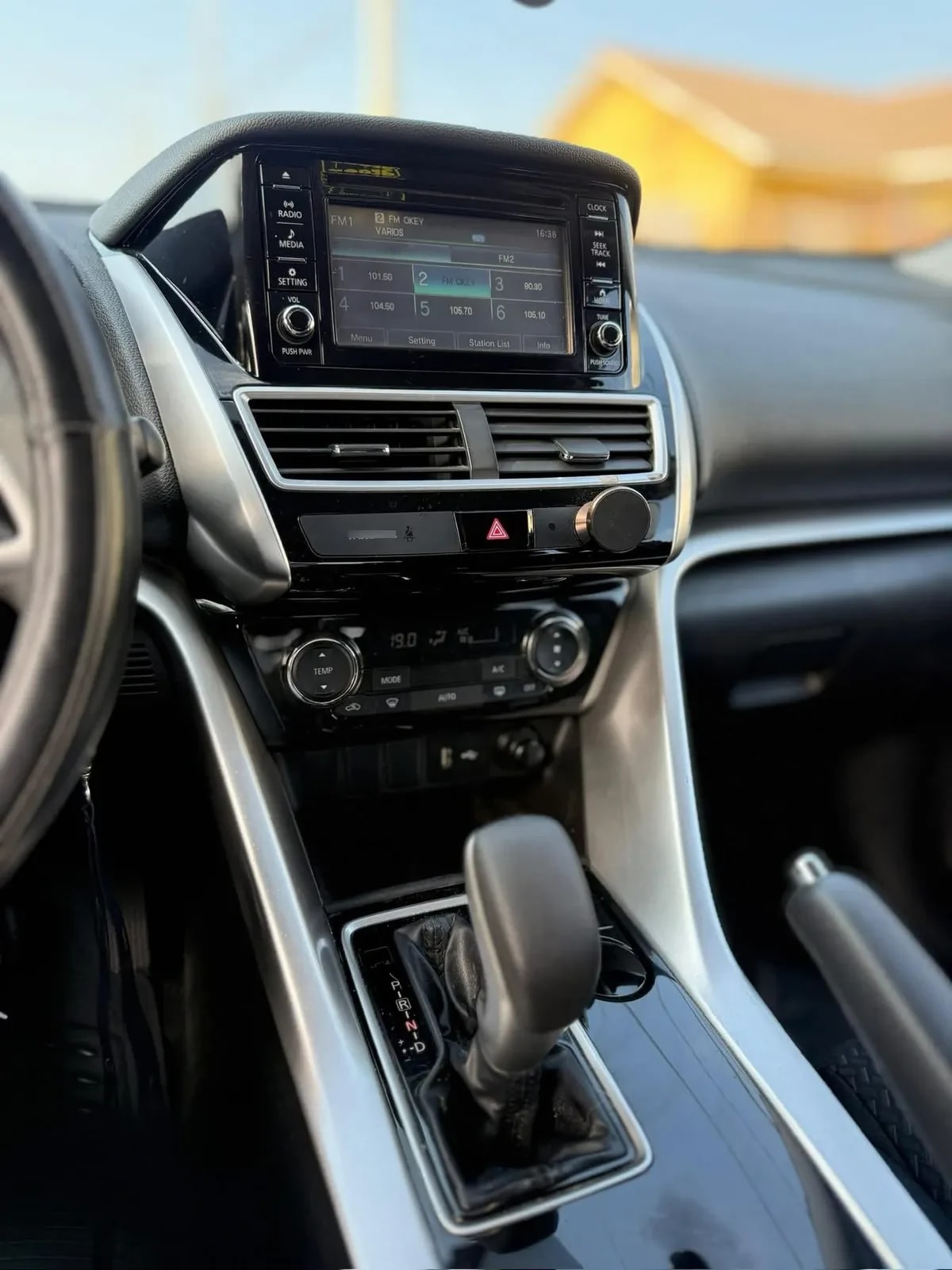MITSUBISHI ECLIPSE CROSS 1.5 Rs At año 2019