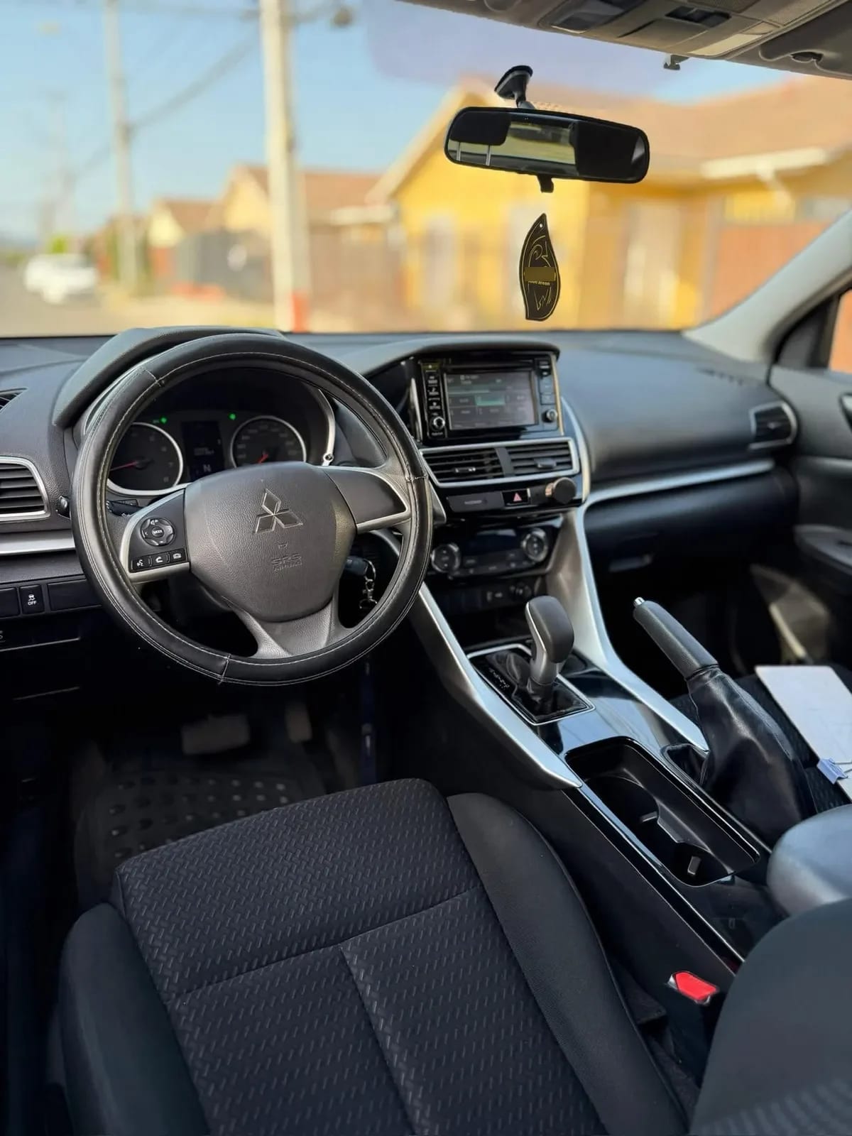 MITSUBISHI ECLIPSE CROSS 1.5 Rs At año 2019
