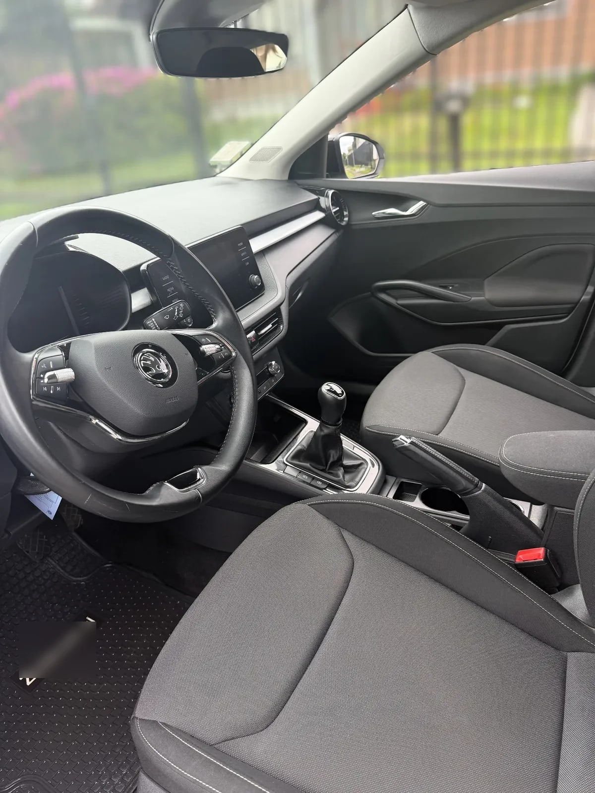 SKODA FABIA 1.0 Tsi Ambition Mt año 2023