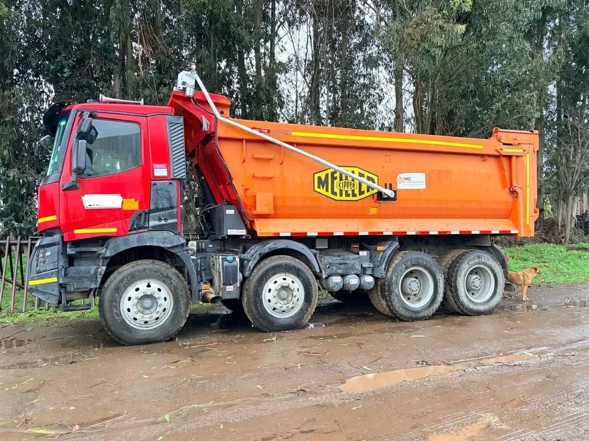 Renault K480 + PLUMA ING52.500C Otra año 2019