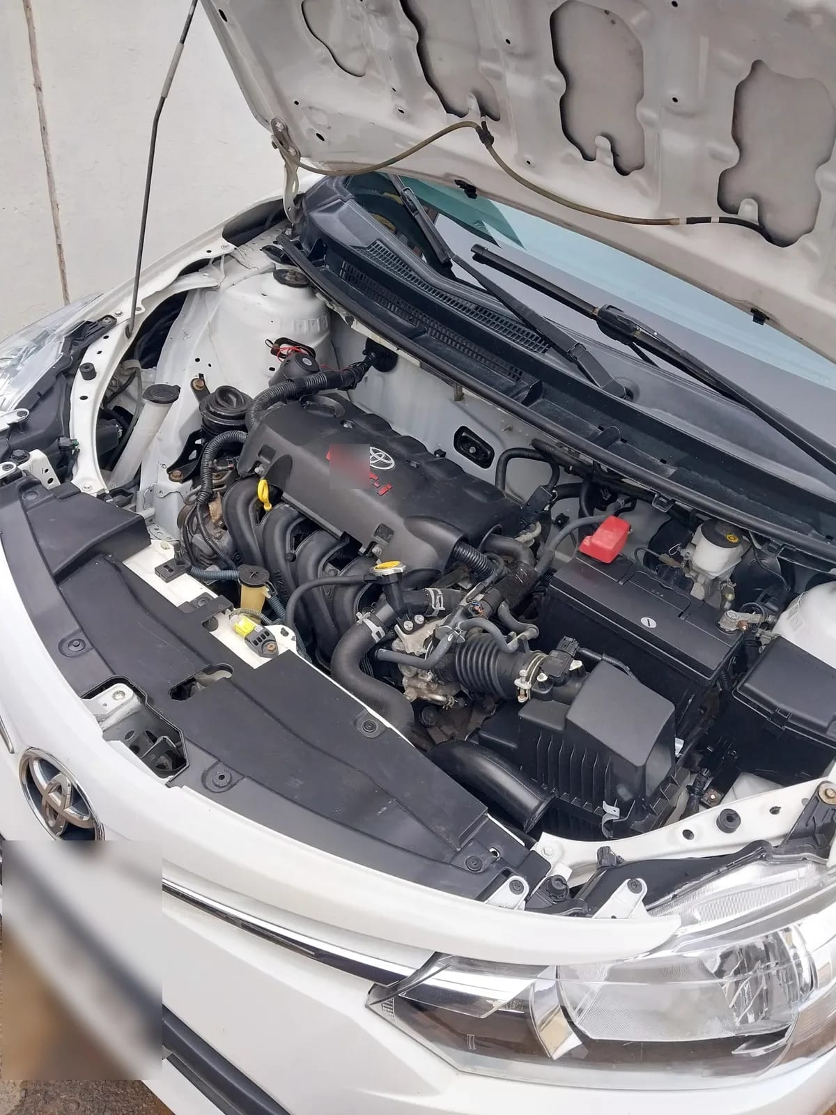 TOYOTA YARIS 1.5 Sedan Xli Mt año 2015
