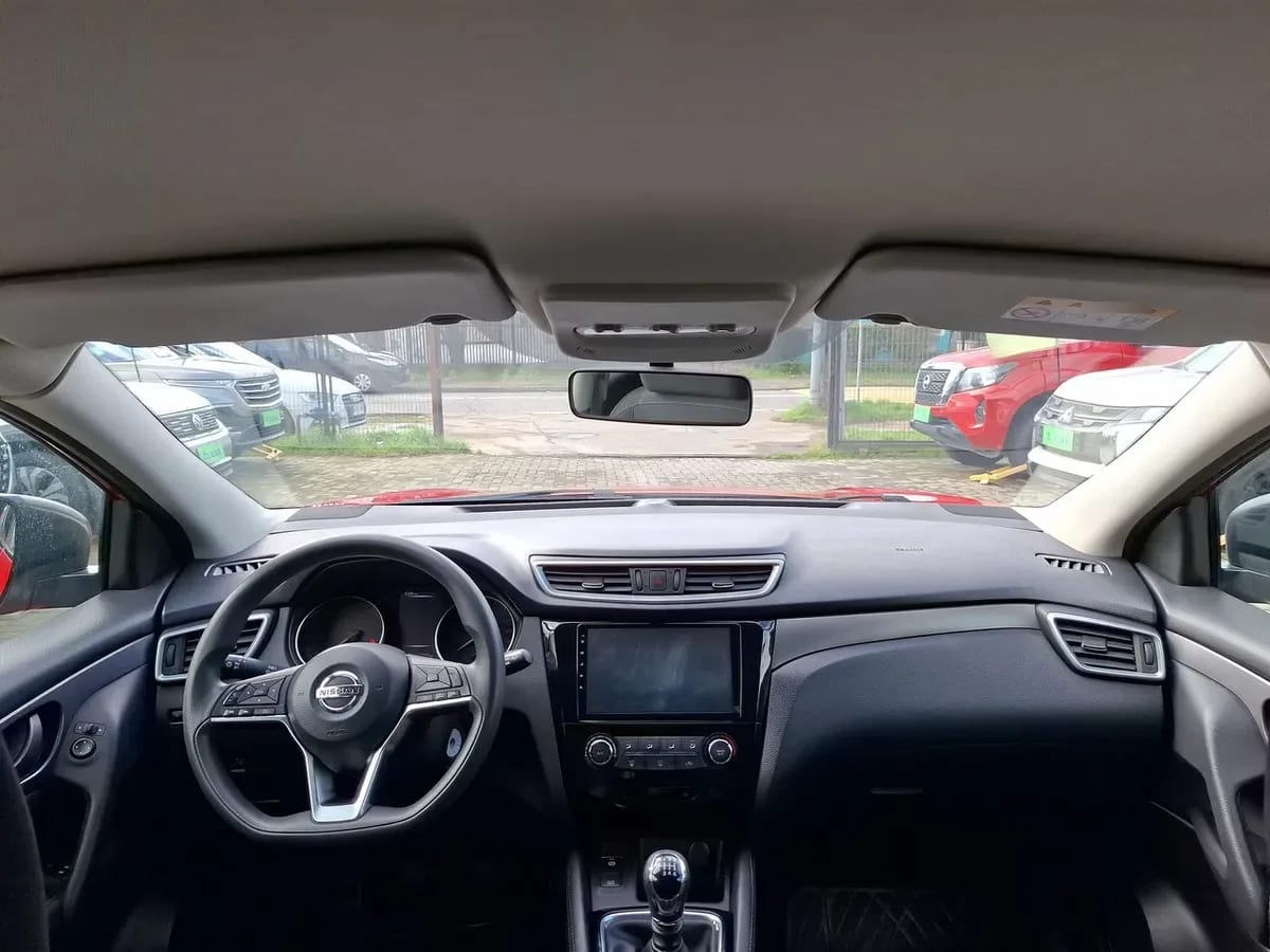 Nissan Qashqai 2.0 Sense 4x2 Mt 5p año 2020