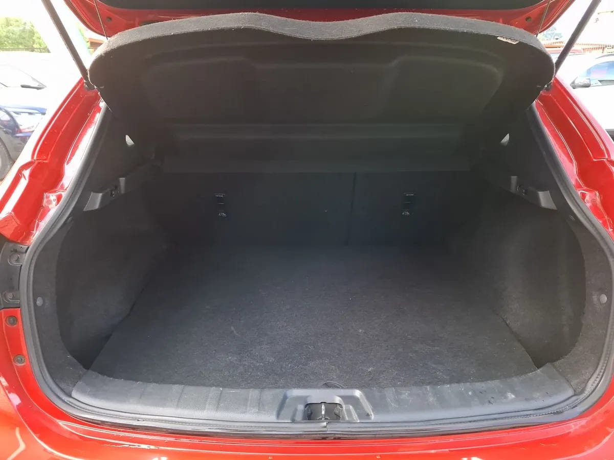 Nissan Qashqai 2.0 Sense 4x2 Mt 5p año 2020