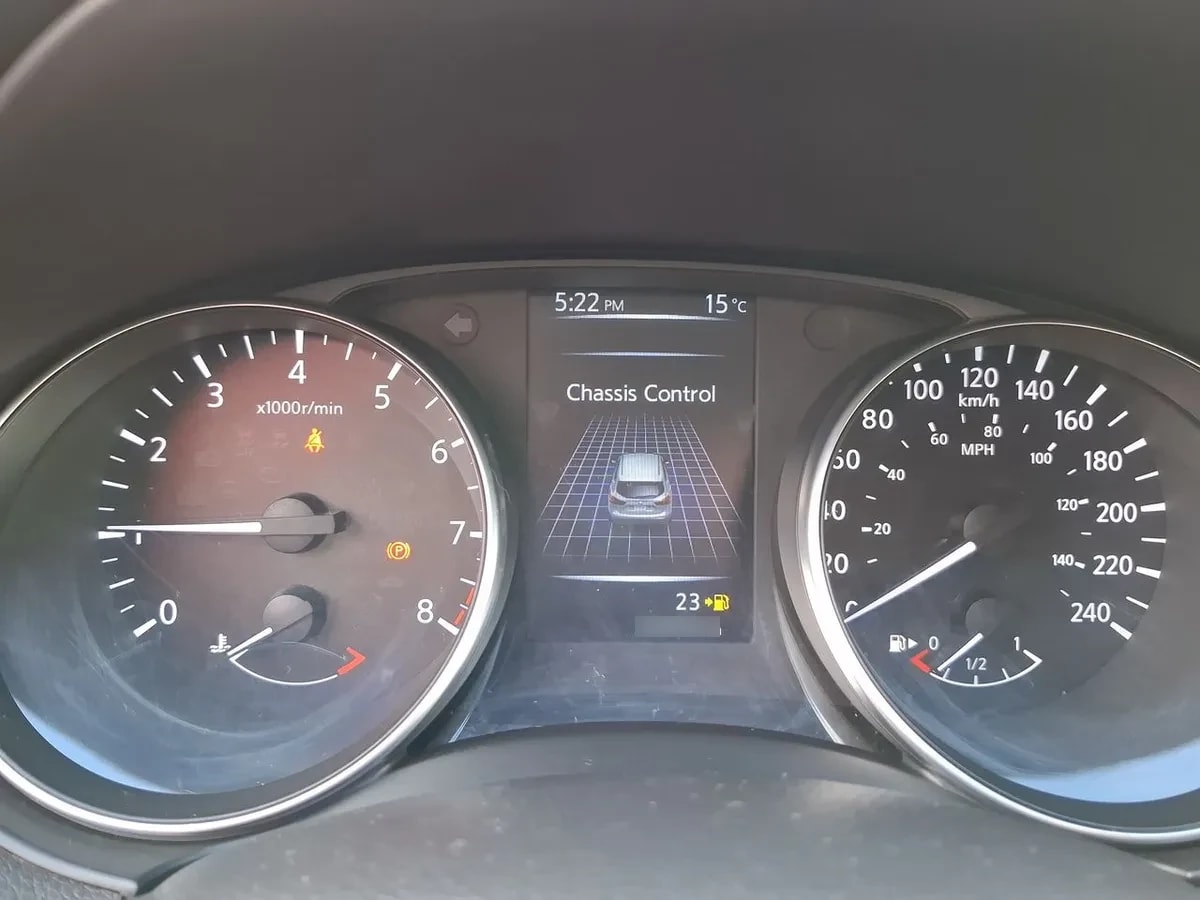 Nissan Qashqai 2.0 Sense 4x2 Mt 5p año 2020