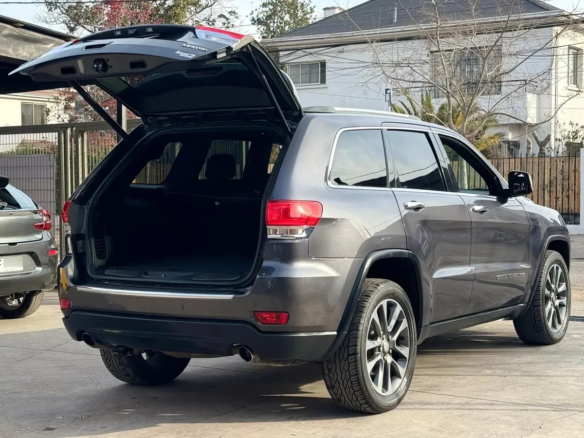Jeep Grand Cherokee 3.0 Limited At 4x4 Diesel año 2019