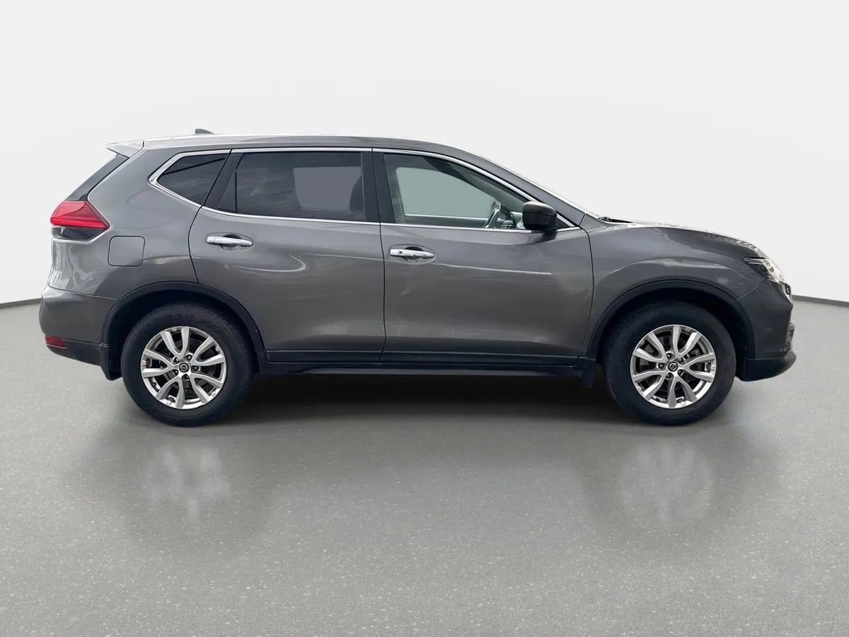 Nissan X-Trail 2.5 Sense 4x2 3row Cvt At 5p año 2021