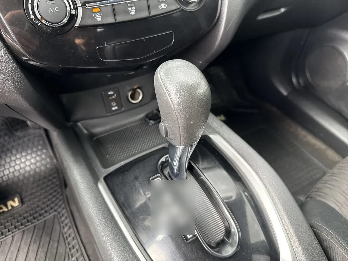 Nissan X-Trail 2.5 Sense 4x2 3row Cvt At 5p año 2021