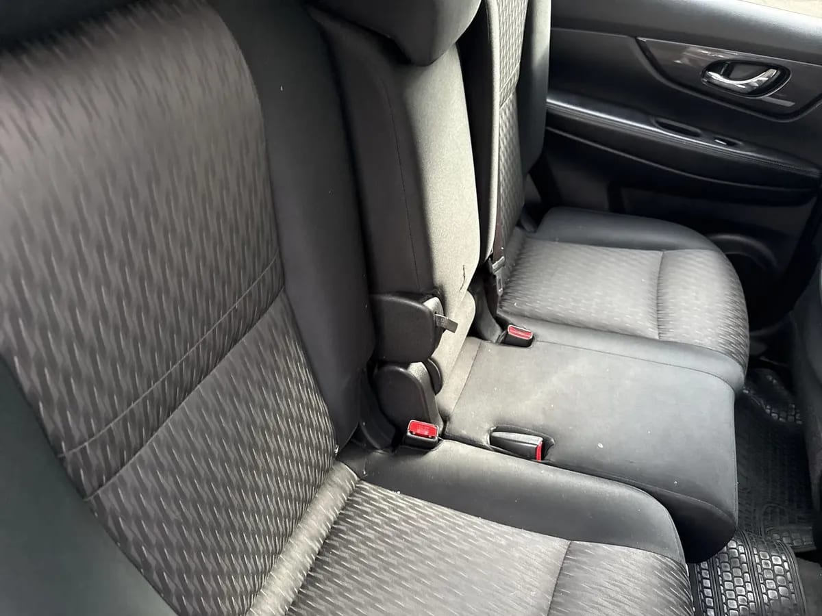 Nissan X-Trail 2.5 Sense 4x2 3row Cvt At 5p año 2021