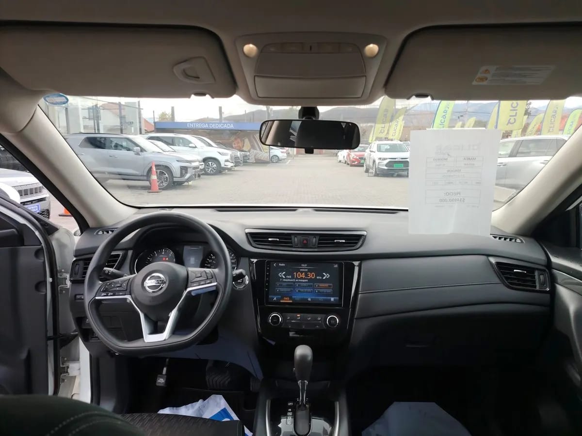 Nissan X-Trail 2.5 Sense Mc 4x2 3row Cvt At 5p año 2021