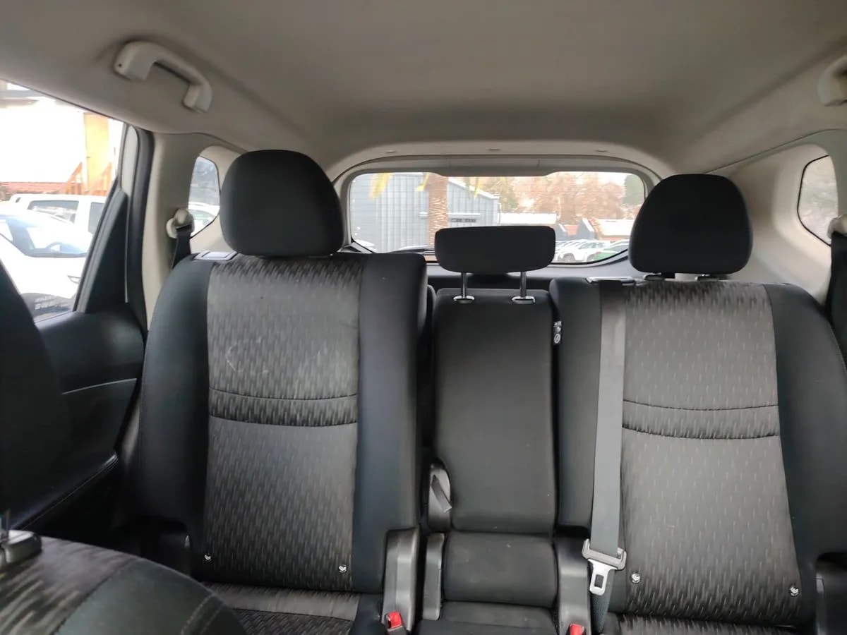 Nissan X-Trail 2.5 Sense Mc 4x2 3row Cvt At 5p año 2021