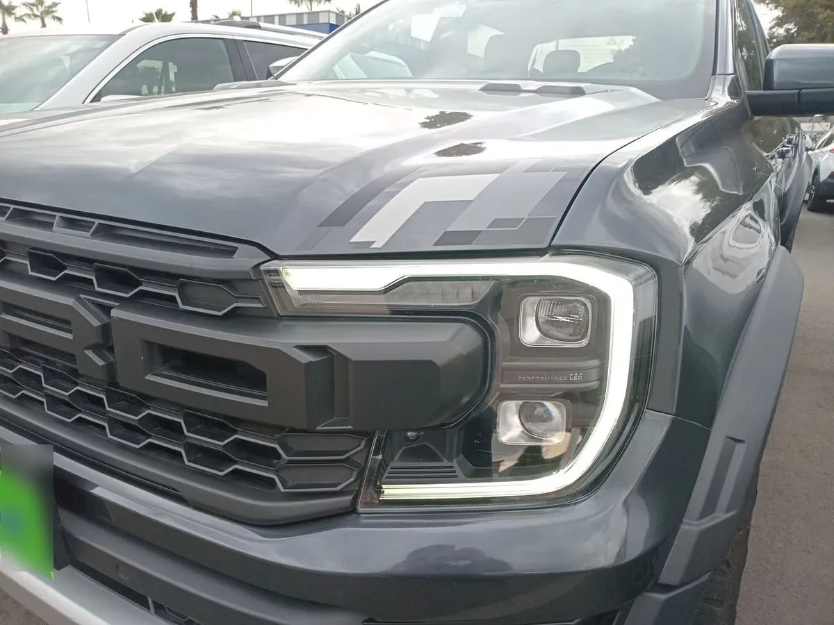 Ford Ranger 3.0t Raptor 4x4 Dob. Cab. At 4p año 2025