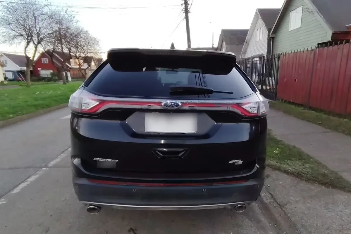 FORD EDGE 3.5 Titanium At año 2017