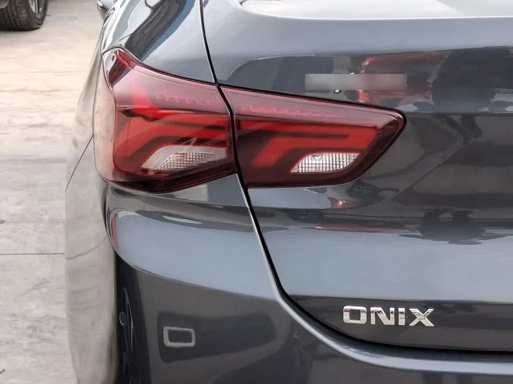 Chevrolet Onix 1.0 Sedan Ltz Mt año 2025