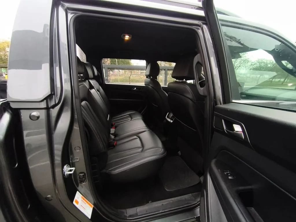 Ssangyong Grand Musso Limited 2.2 At 4x4 Dsl año 2025