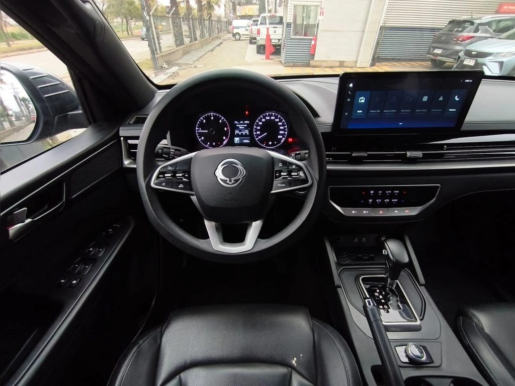 Ssangyong Grand Musso Limited 2.2 At 4x4 Dsl año 2025