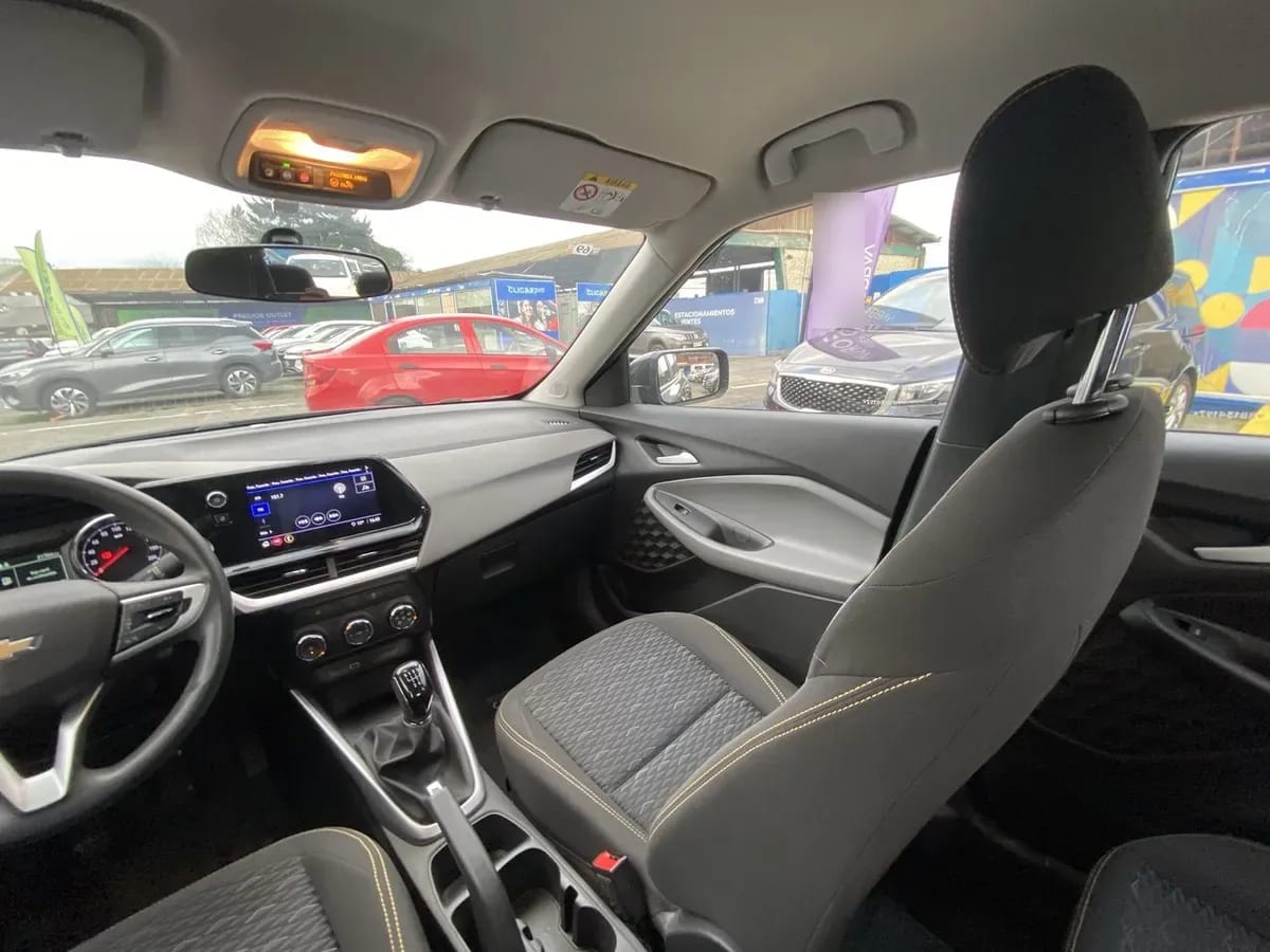 Chevrolet Montana 1.2t Lt R 4x2 Mt 4p año 2024