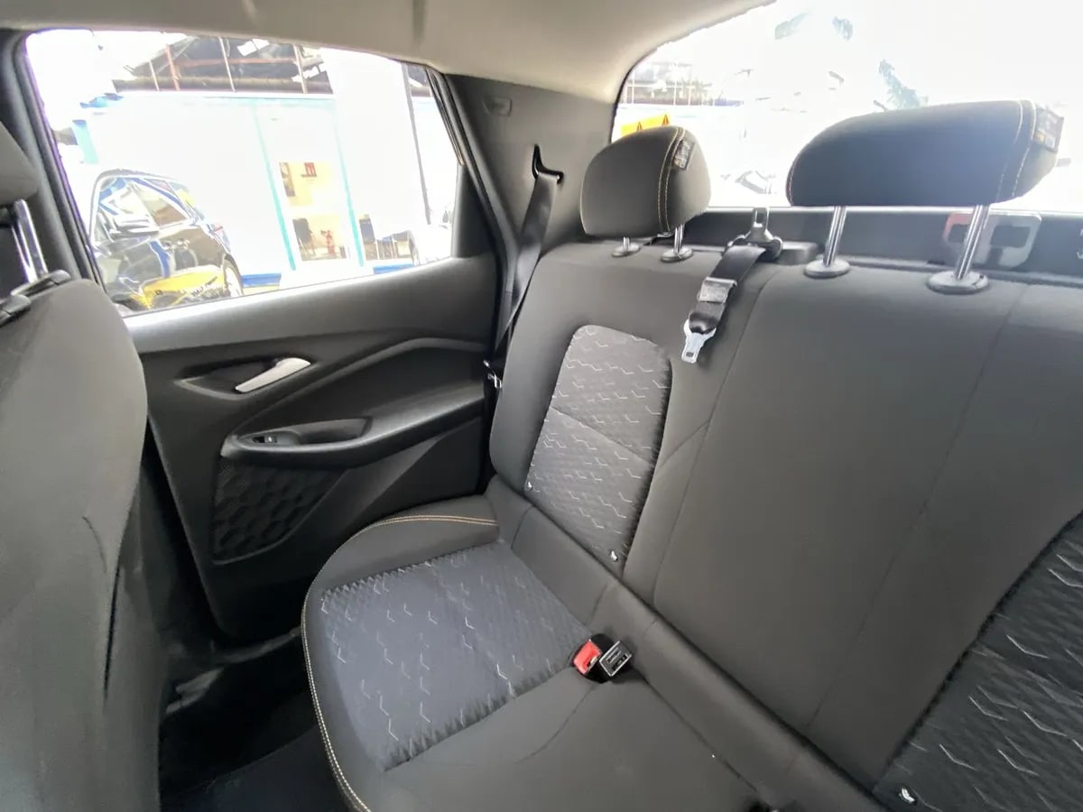 Chevrolet Montana 1.2t Lt R 4x2 Mt 4p año 2024