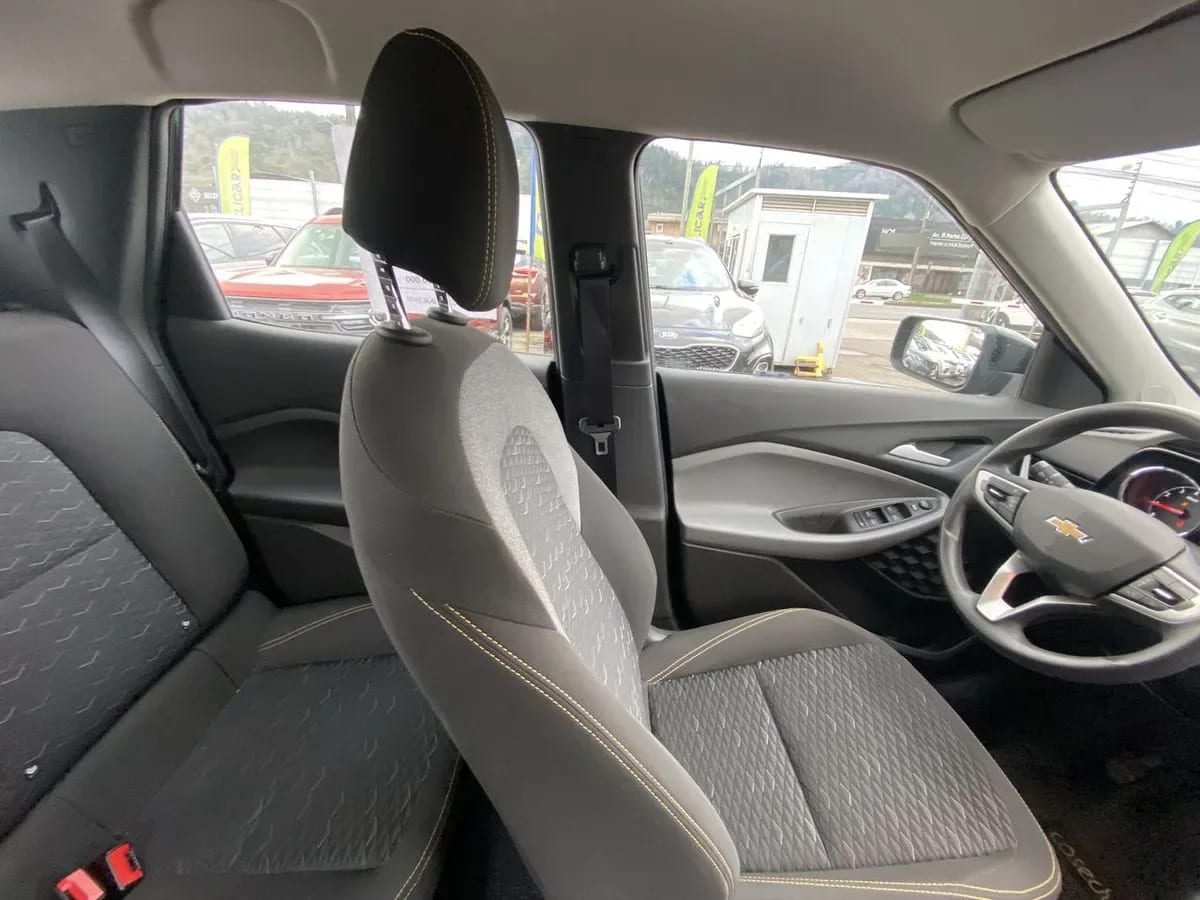 Chevrolet Montana 1.2t Lt R 4x2 Mt 4p año 2024