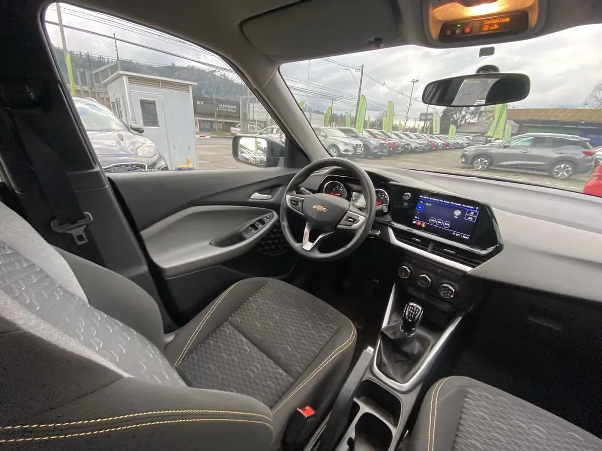 Chevrolet Montana 1.2t Lt R 4x2 Mt 4p año 2024