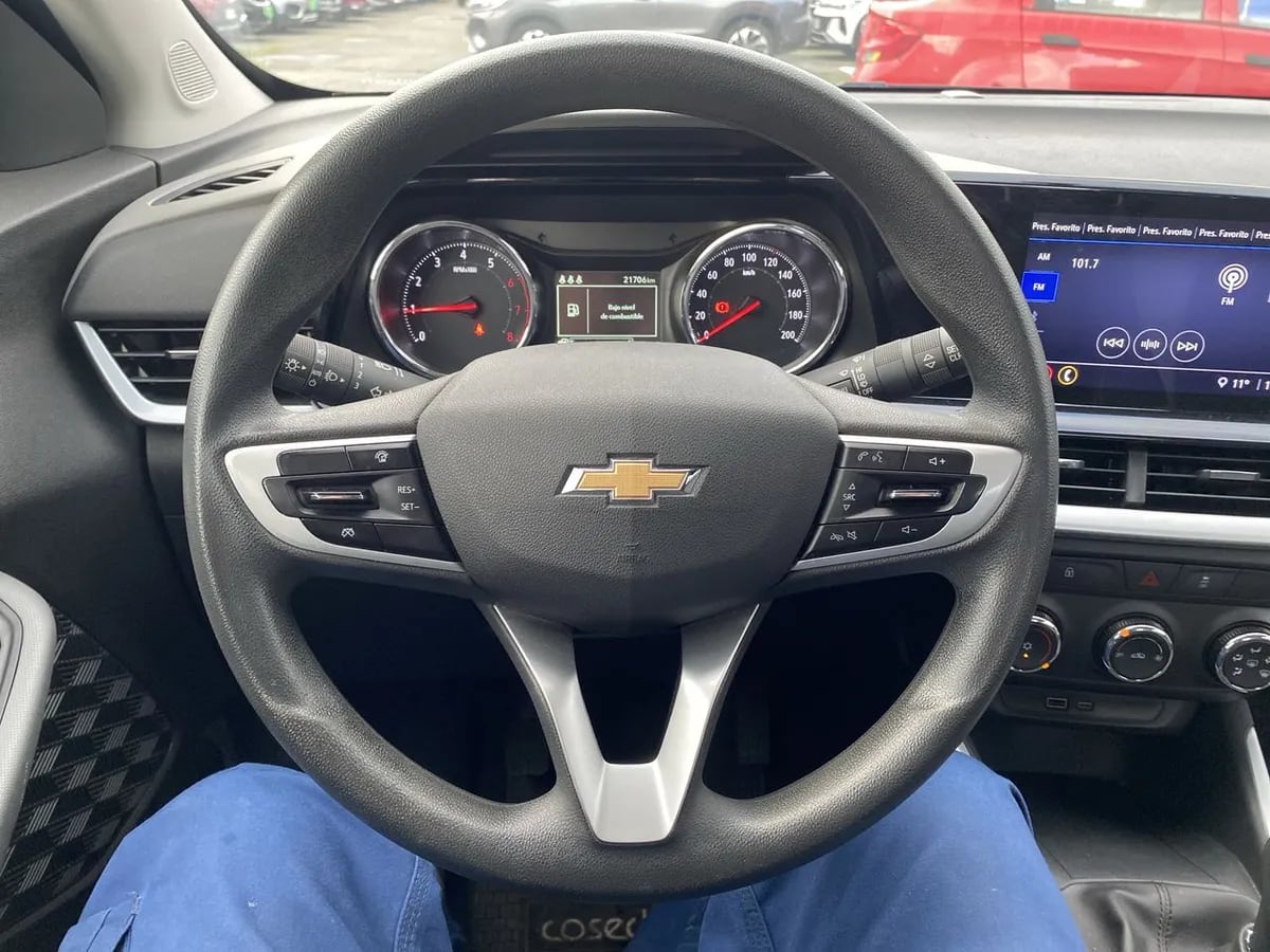 Chevrolet Montana 1.2t Lt R 4x2 Mt 4p año 2024