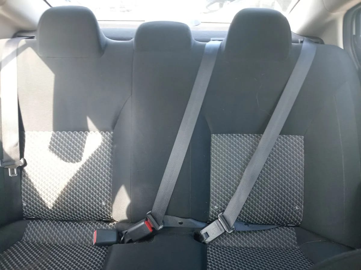 Nissan Versa 1.6 Sense 4x2 Cvt At 4p año 2022