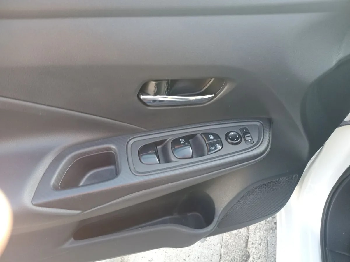 Nissan Versa 1.6 Sense 4x2 Cvt At 4p año 2022