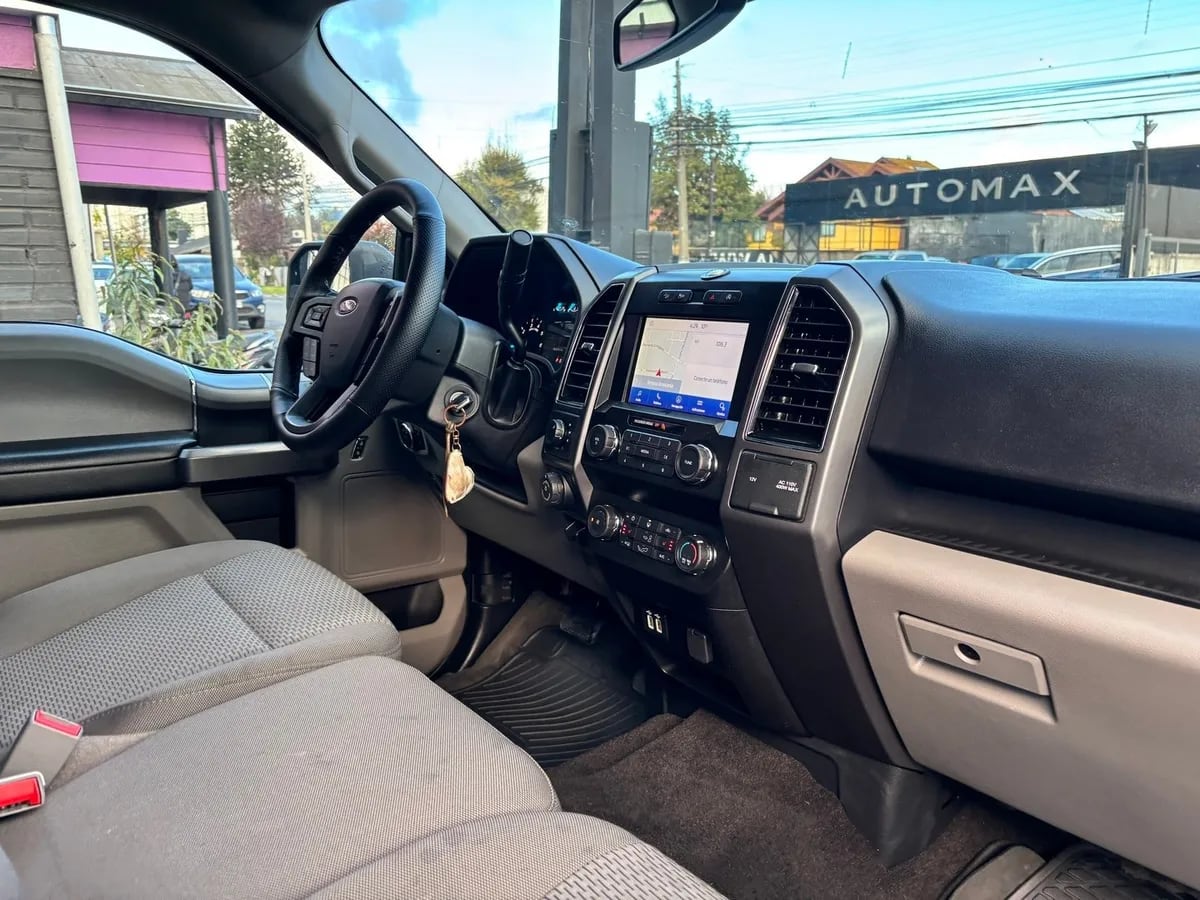 FORD F-150 5.0 Xlt Cc At 4x4 año 2021