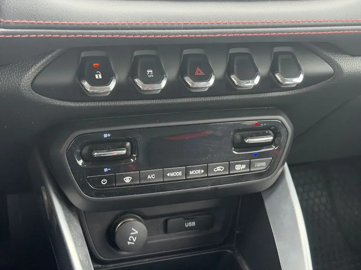 Chevrolet Groove 1.5 Premier 4x2 Mt 5p año 2023