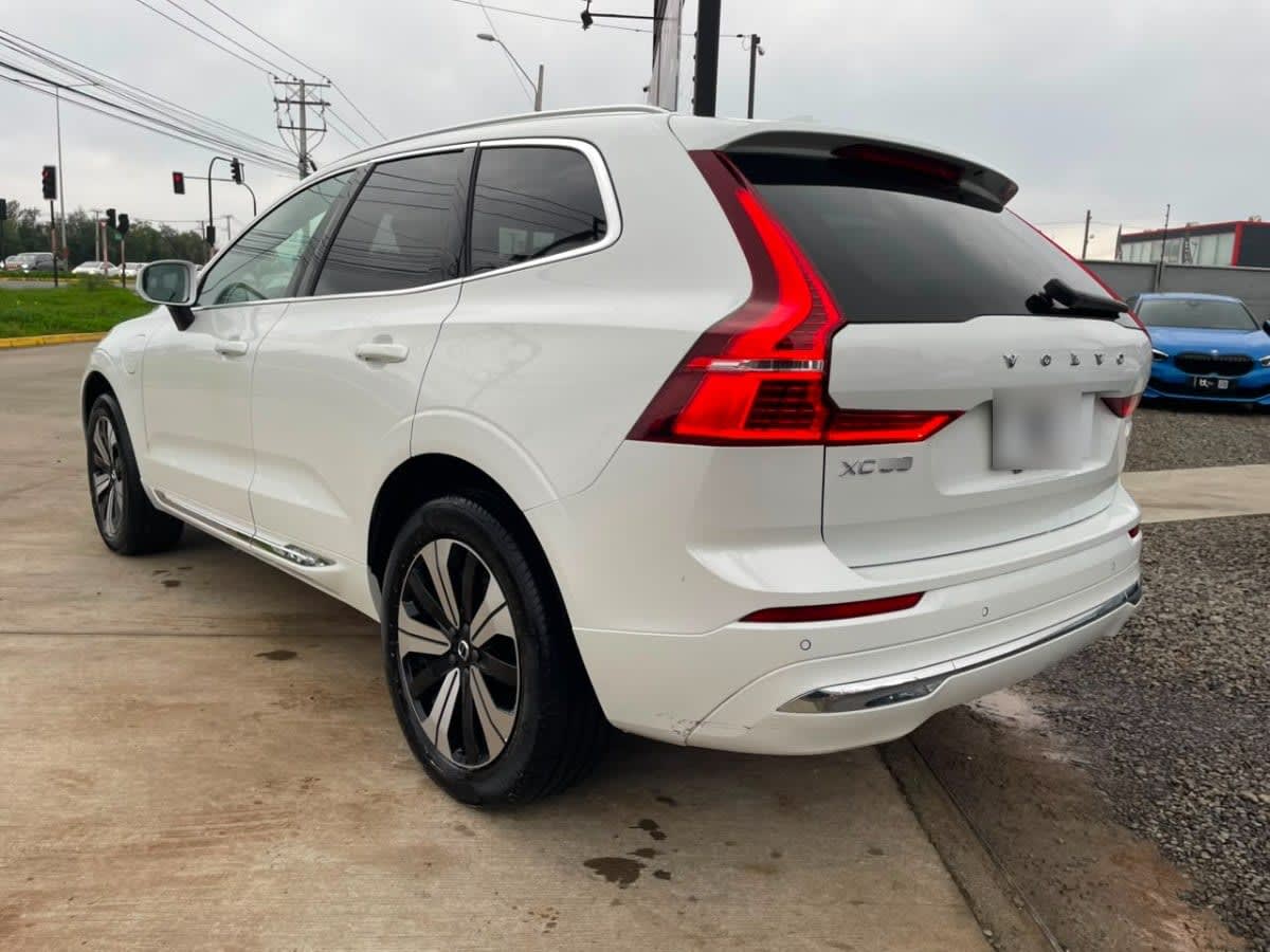 Volvo Xc60 T8 Recharge 4x4 año 2024