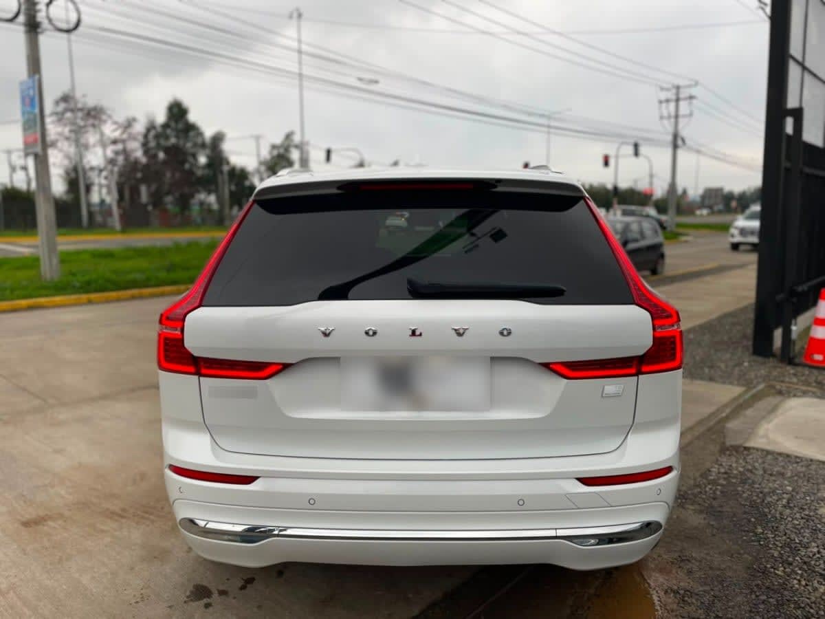 Volvo Xc60 T8 Recharge 4x4 año 2024