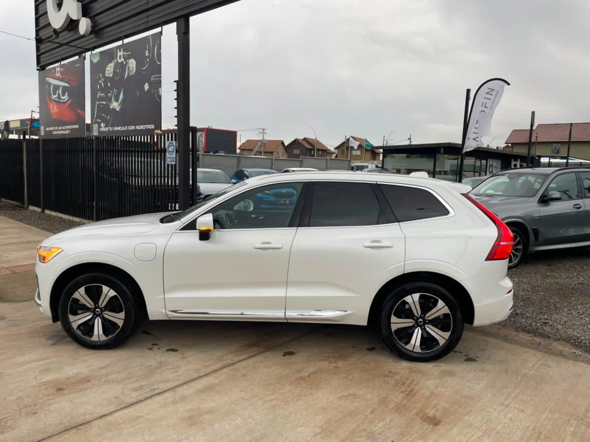 Volvo Xc60 T8 Recharge 4x4 año 2024