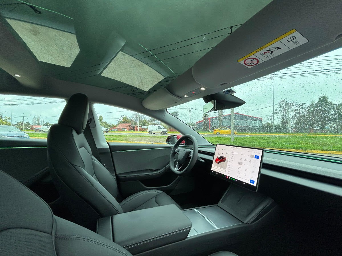 Tesla Model 3 Standard Range año 2026