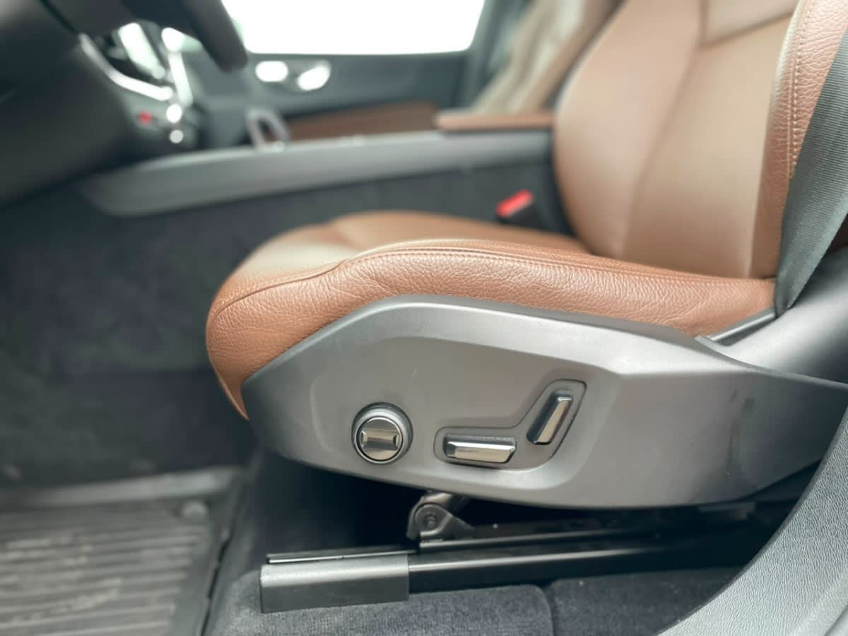 Volvo Xc60 T8 Recharge 4x4 año 2024
