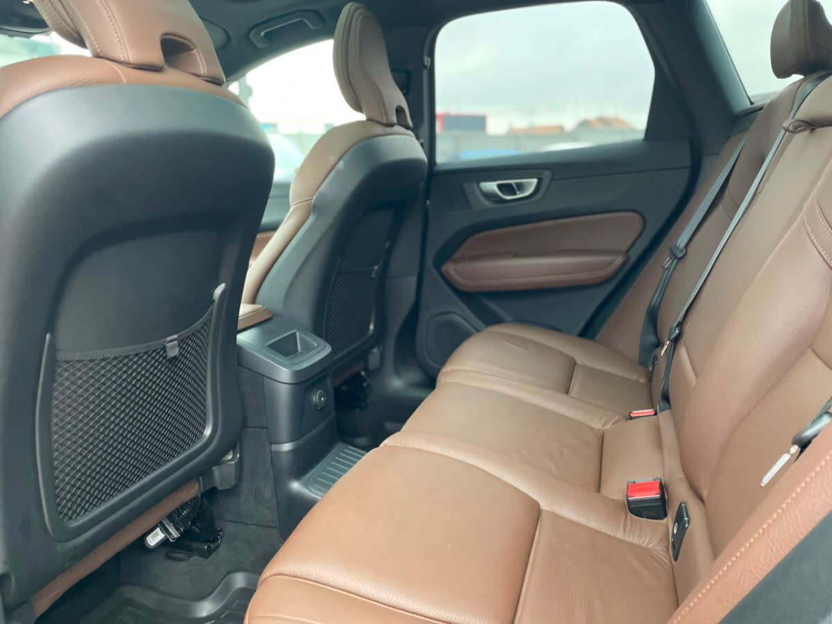 Volvo Xc60 T8 Recharge 4x4 año 2024