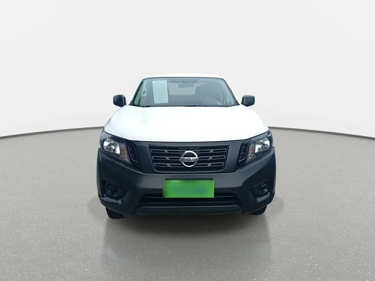 Nissan Np300 2.5 S Dob. Cab. Mt 4p año 2018