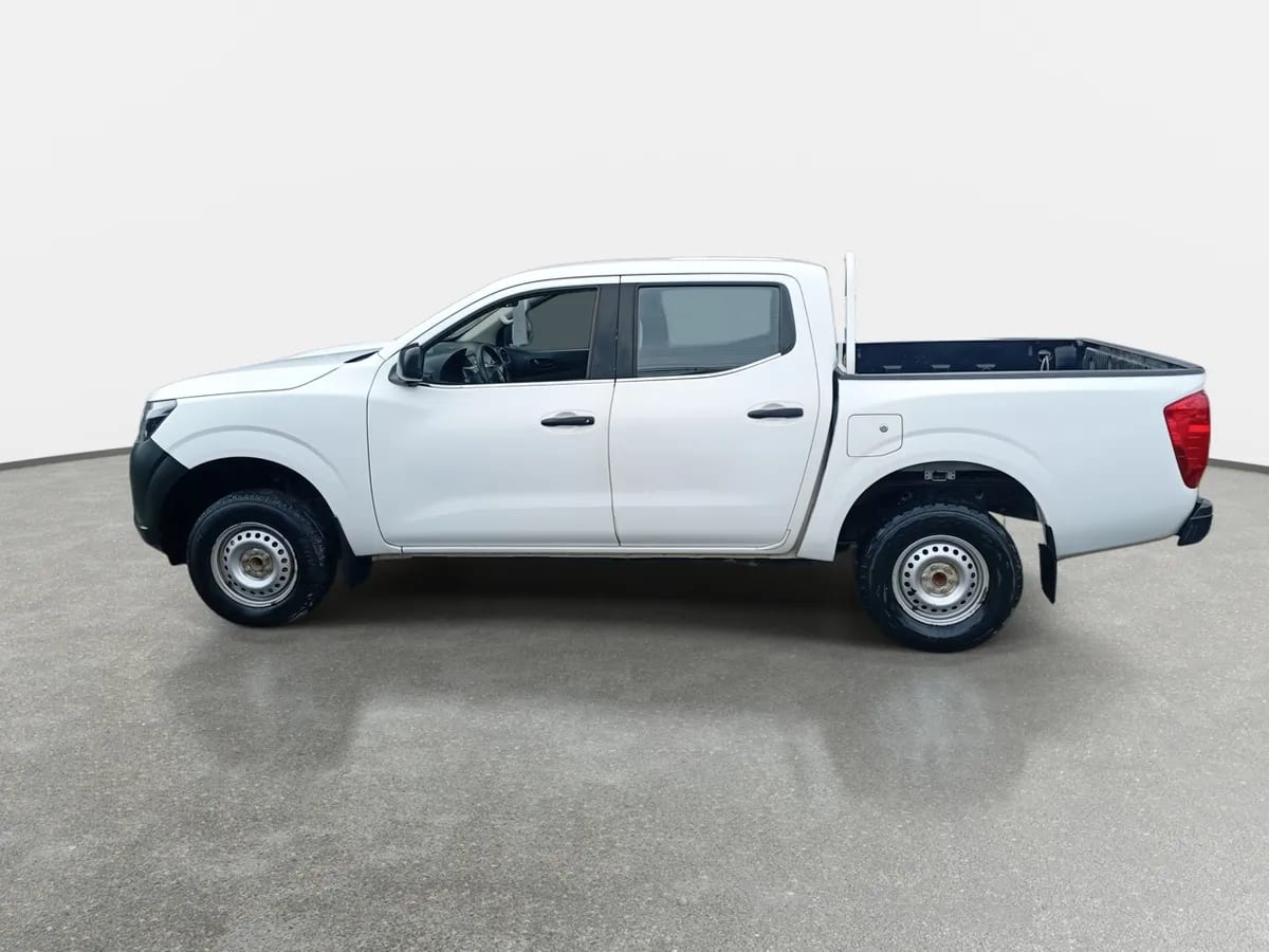 Nissan Np300 2.5 S Dob. Cab. Mt 4p año 2018