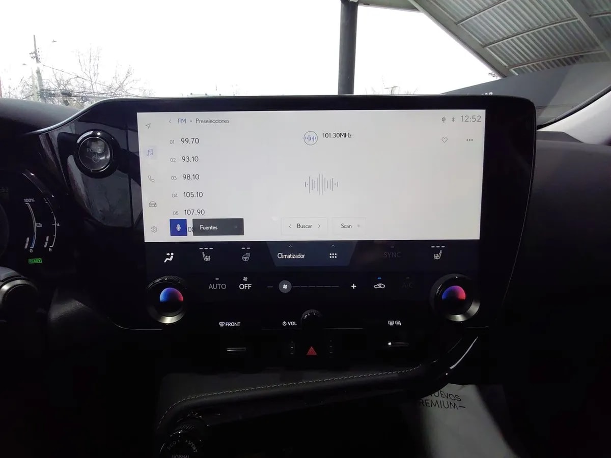 Lexus Nx450 2.5 Premium Phev Hybrid Awd At 5p año 2025