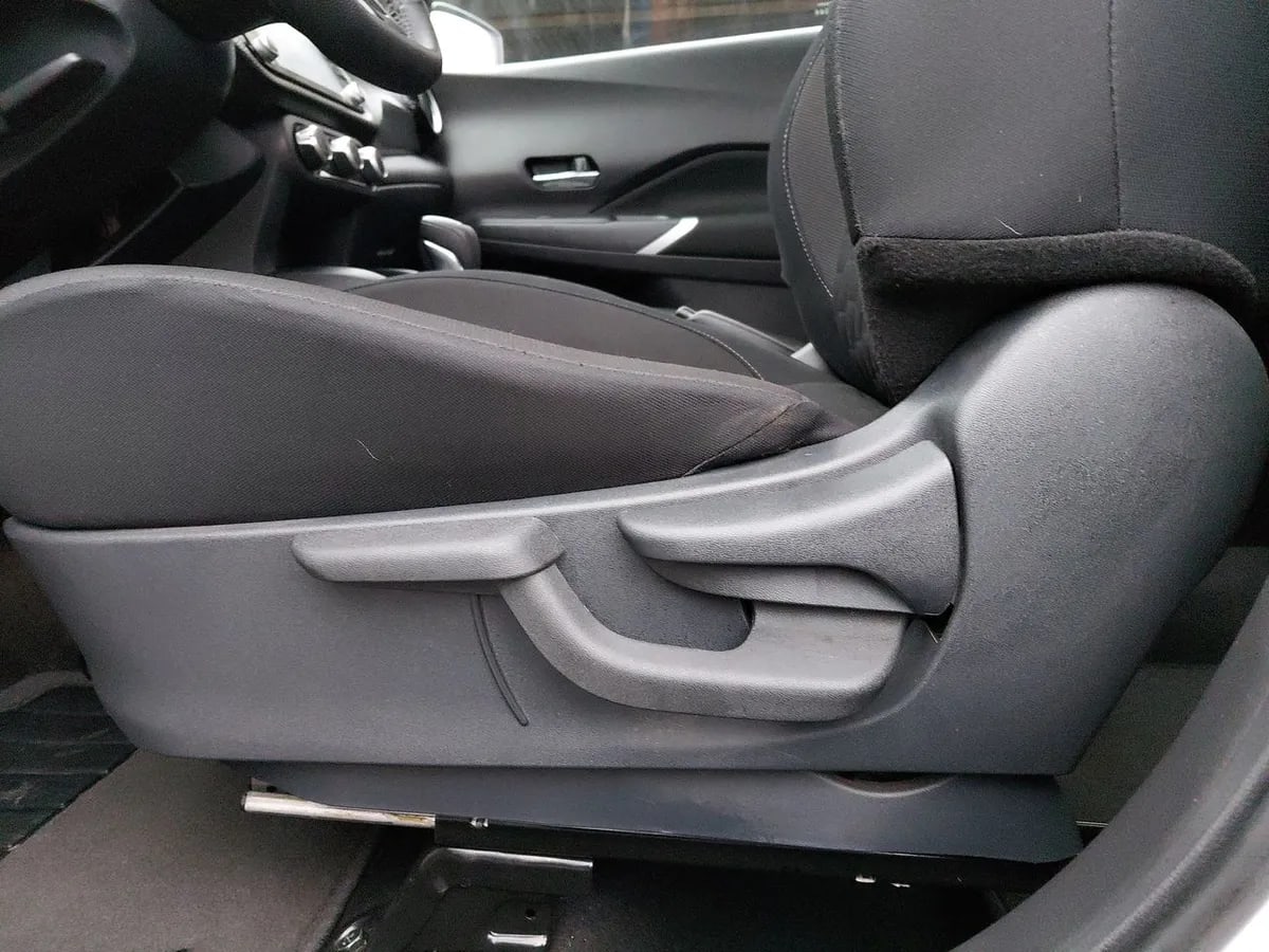 Nissan Kicks 1.6 Advance 4x2 Cvt At 5p año 2025