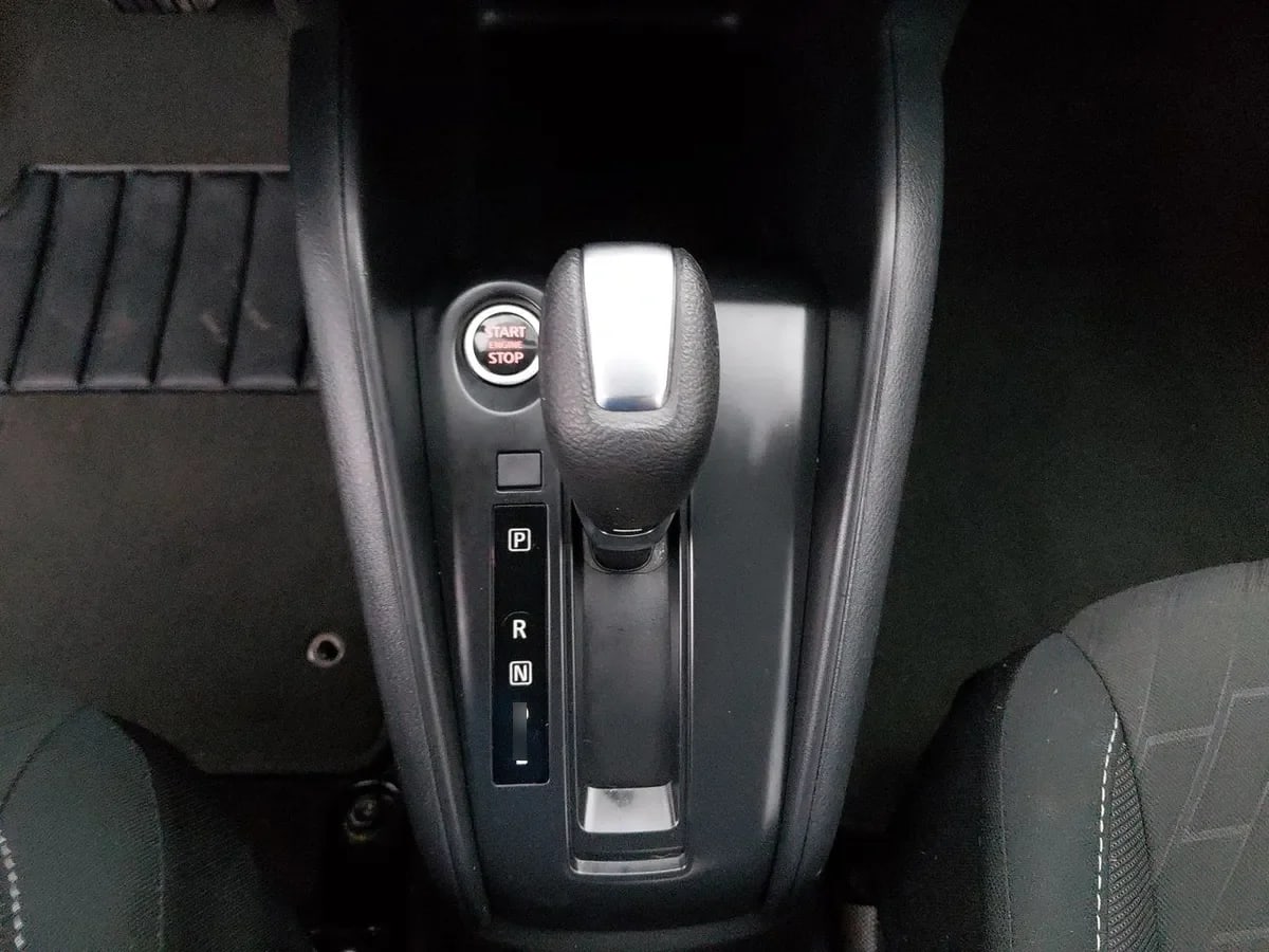 Nissan Kicks 1.6 Advance 4x2 Cvt At 5p año 2025