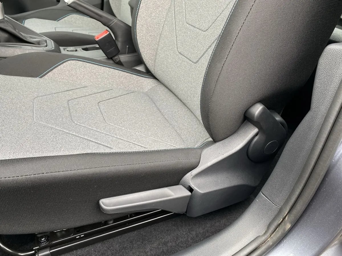 Volkswagen Virtus 1.0 Tsi Comfortline Plus 4x2 At 4p año 2026