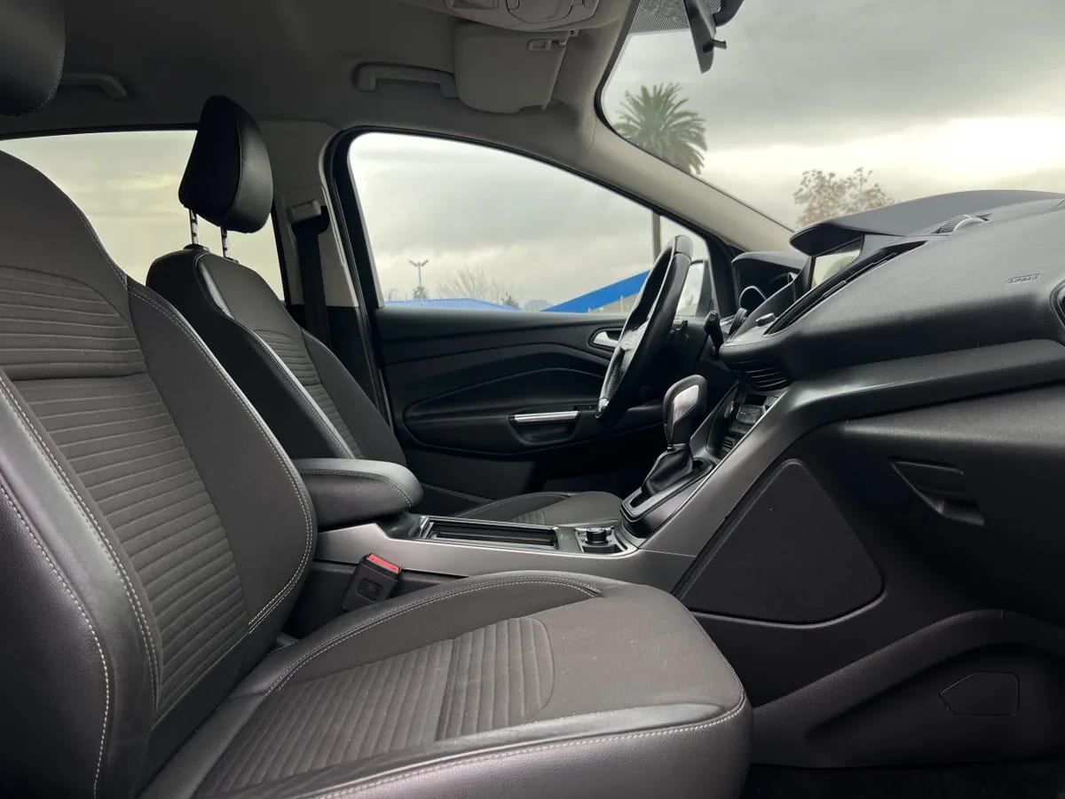 Ford Escape 2.5 Aut año 2019