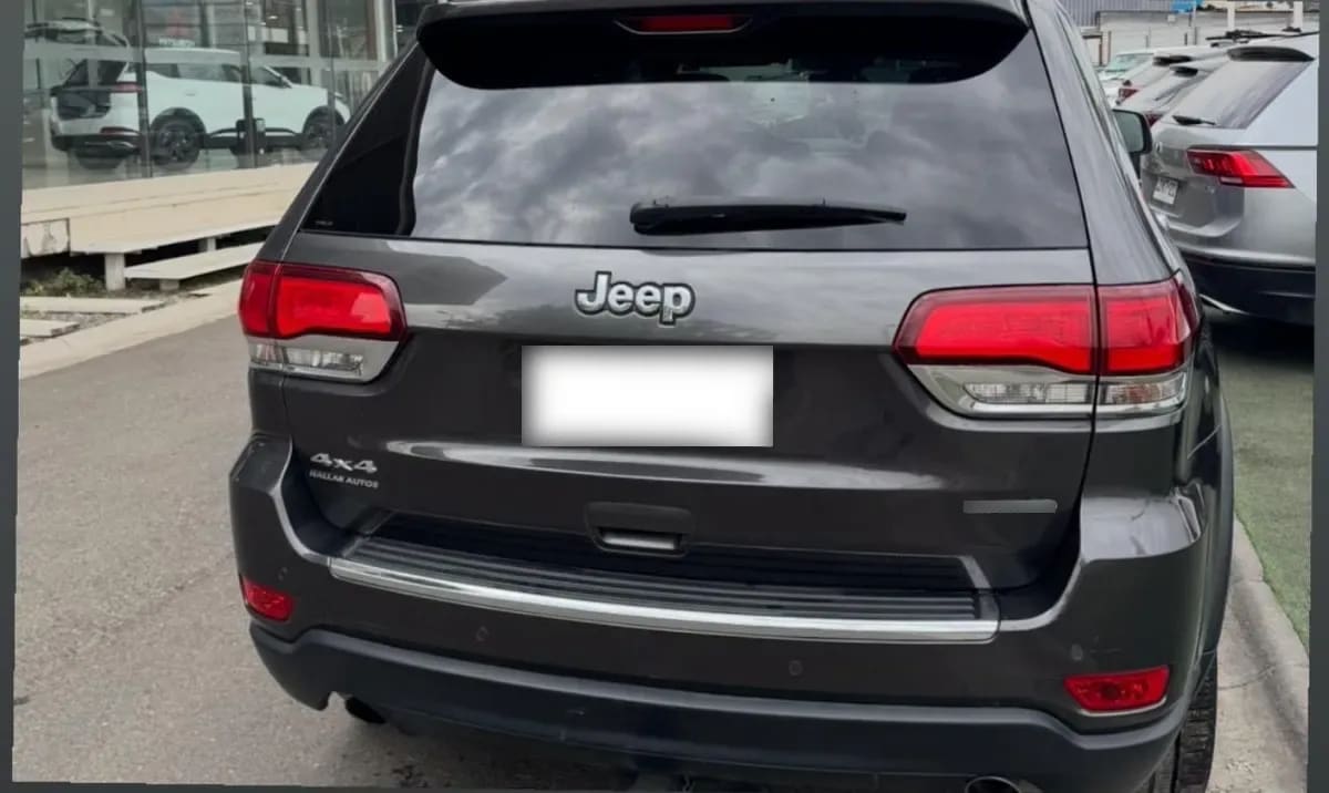 JEEP GRAND CHEROKEE 3.6 Limited Lx At 4x4 año 2021