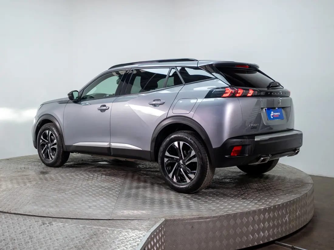 Peugeot 2008 1.2 Active Puretech 130 At año 2023