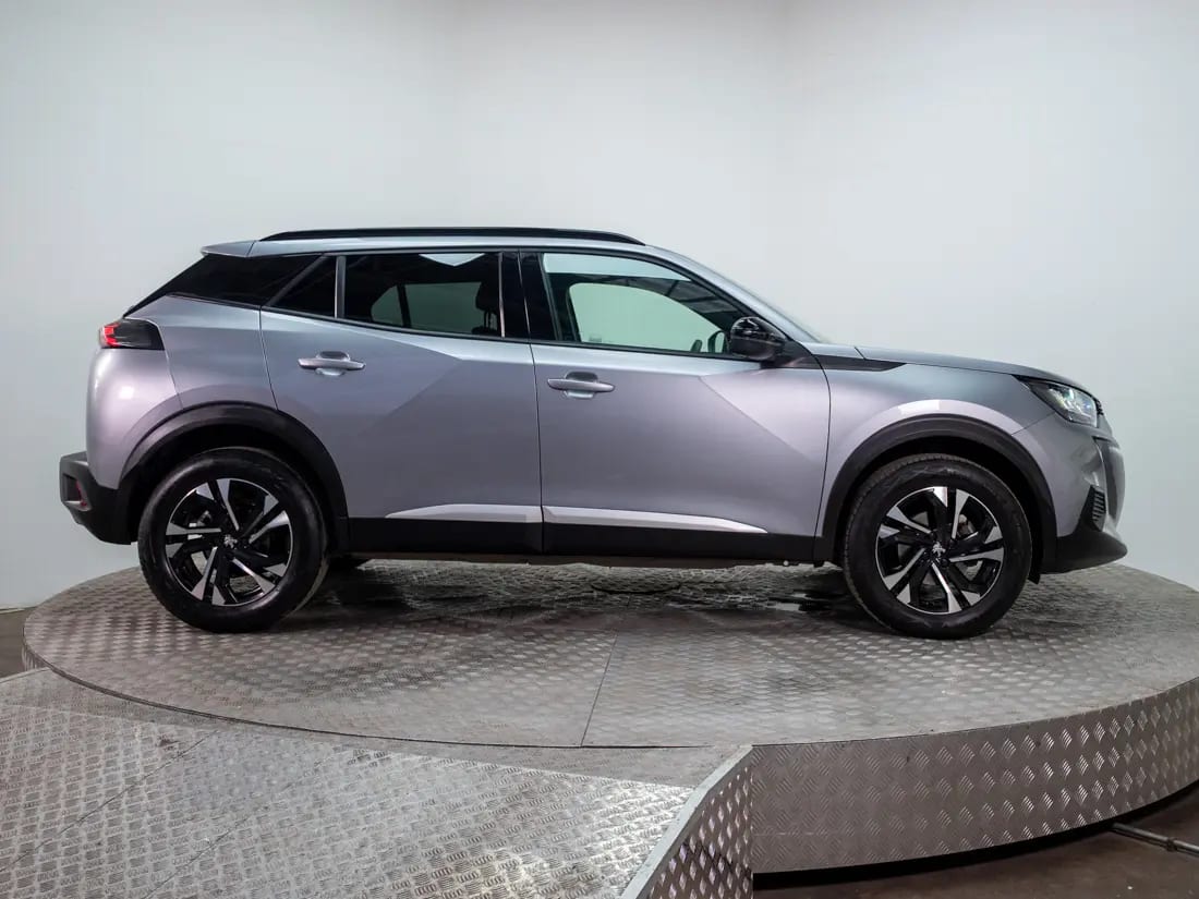 Peugeot 2008 1.2 Active Puretech 130 At año 2023