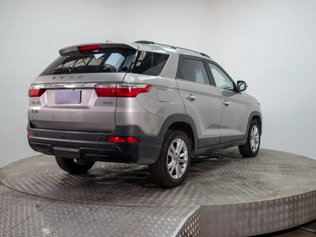 DFSK Suv 560 1.8 Comfort Mt año 2024