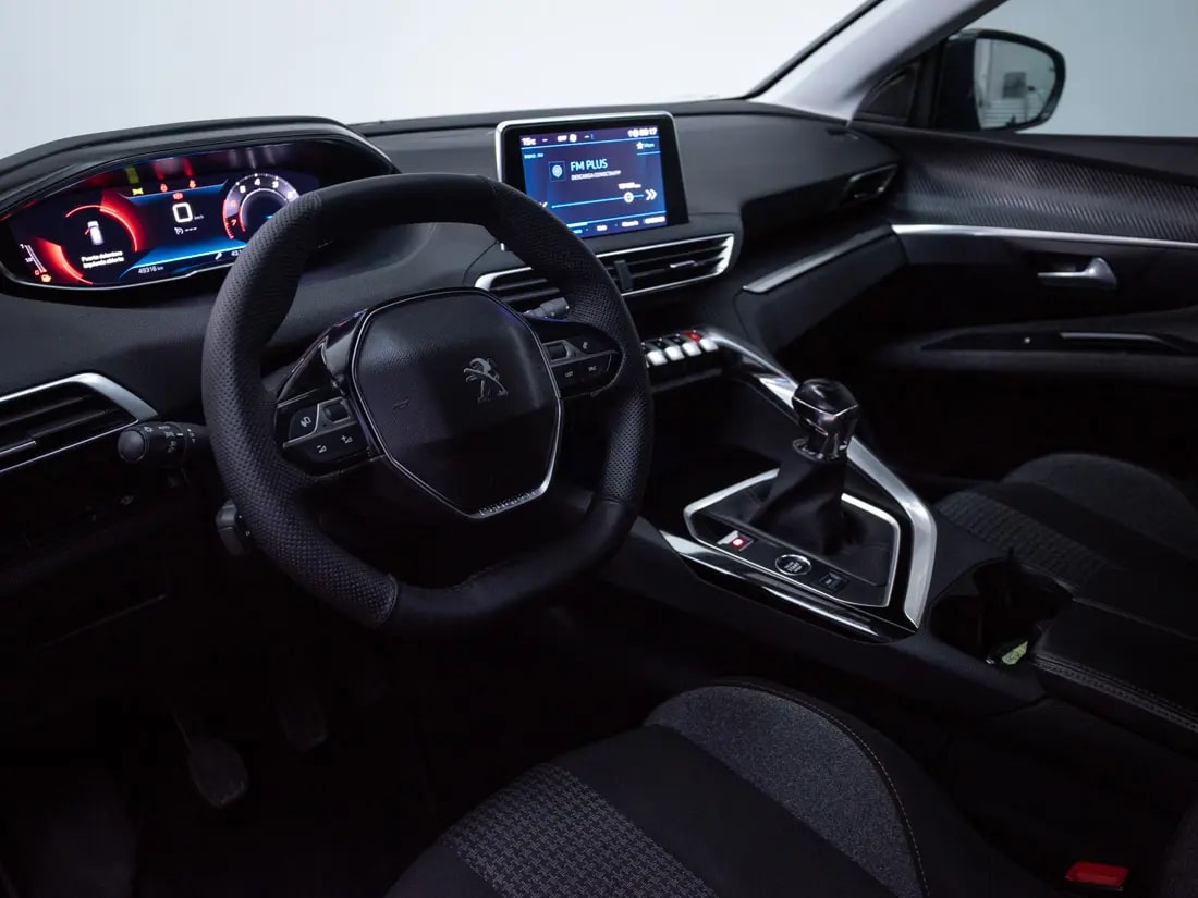 Peugeot 3008 1.2 Active Pack Puretech 130 Mt año 2022