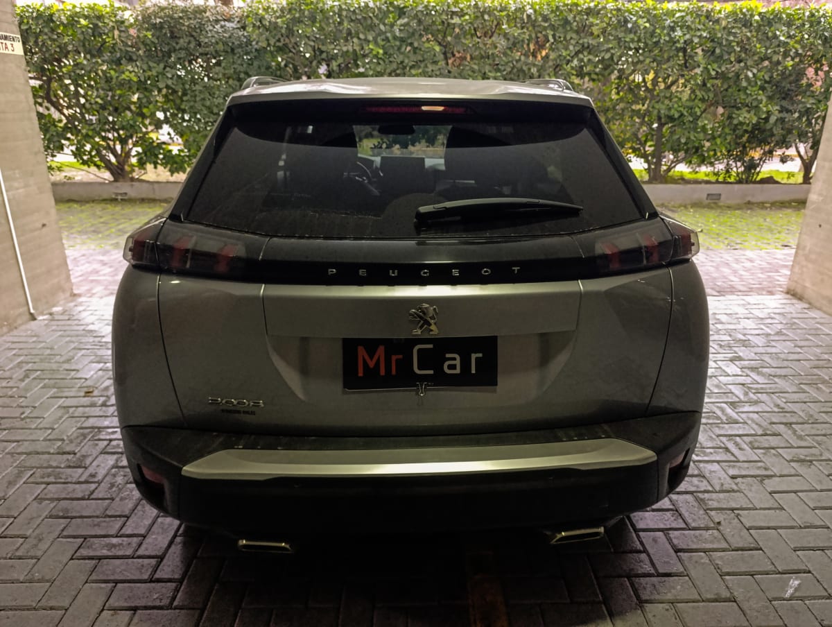 Peugeot 2008 Allure Puretech año 2021