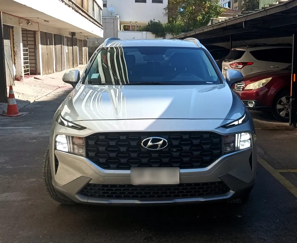 HYUNDAI SANTA FE 2.2 Crdi Plus Fl At Diesel año 2023